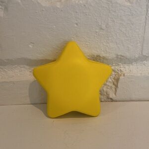 Yellow star squishie!